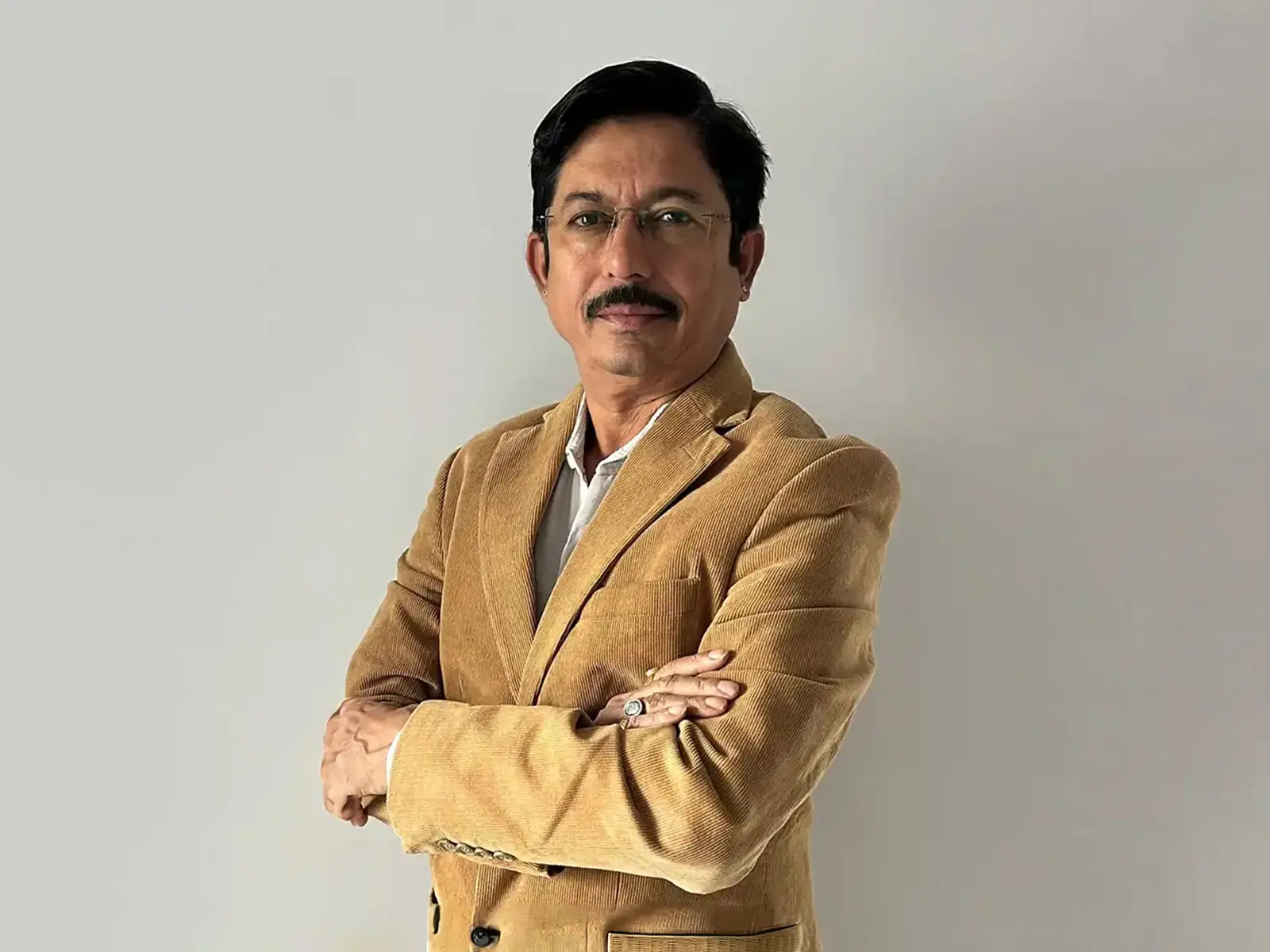 निश्चल तवार