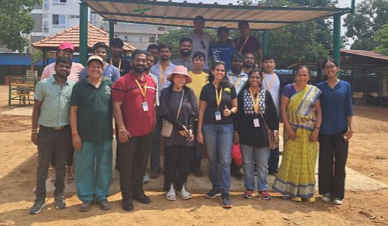 Cropnosys India employees together at the Animal Welfare Volunteer Day